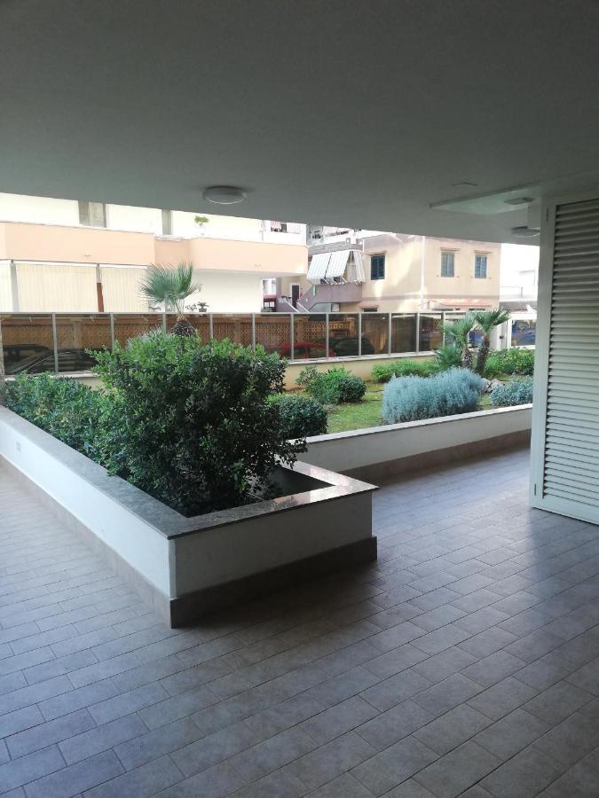 בארי Levante Waterfront מראה חיצוני תמונה